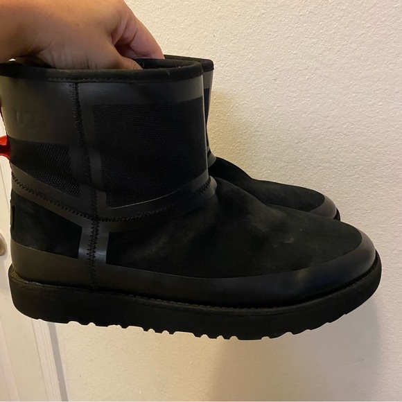 UGG Classic Mini Urban Tech WP black size 10 - Picture 9 of 15